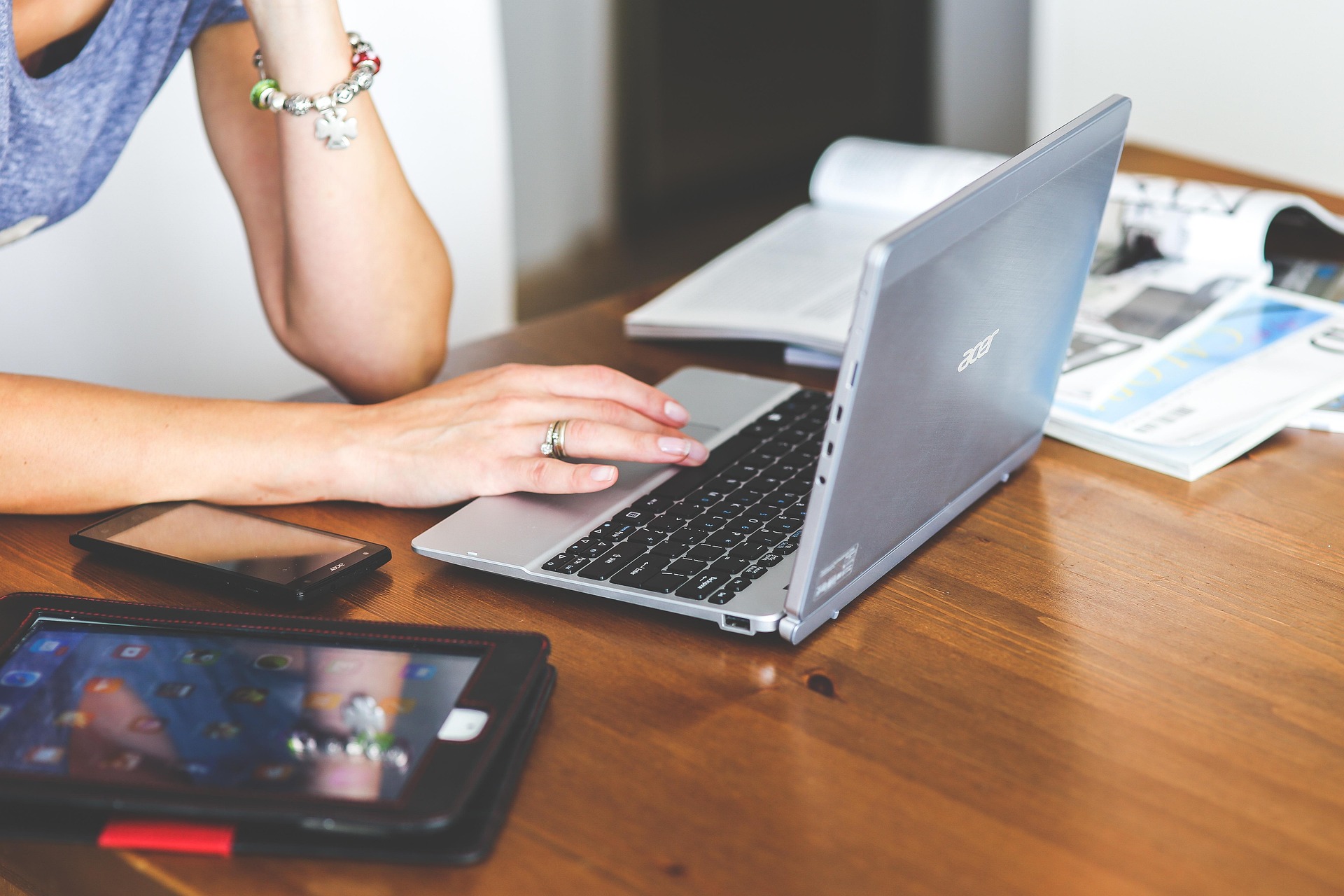 Al momento stai visualizzando Donne, lavoro e pensioni: il divario di genere pesa sulle famiglie italiane